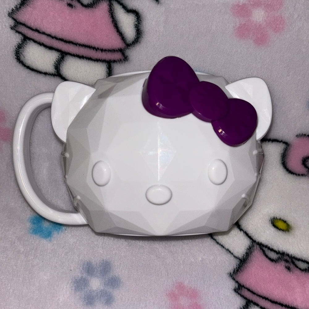 Hello kitty cup